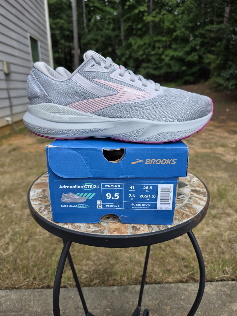 Brooks Adrenaline GTS 24 1204261B019 Alloy Running Shoe Women Sz 9.5 B Worn 2x